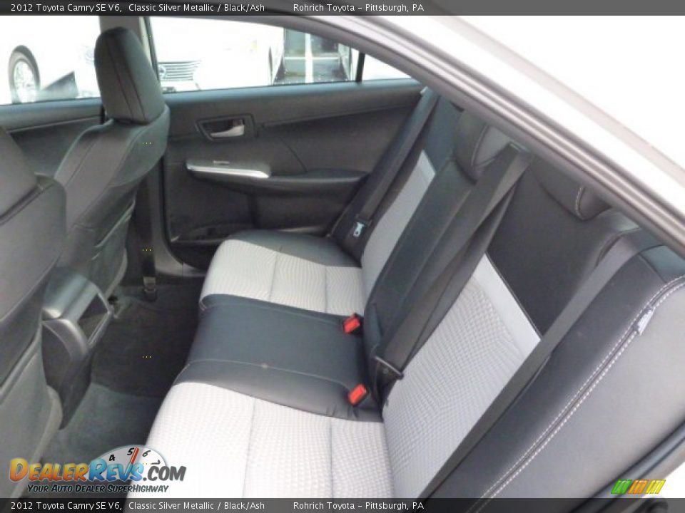 2012 Toyota Camry SE V6 Classic Silver Metallic / Black/Ash Photo #5