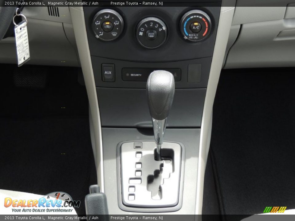 2013 Toyota Corolla L Magnetic Gray Metallic / Ash Photo #12