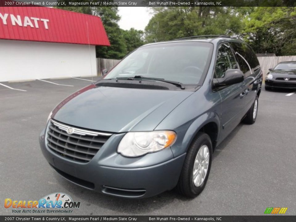 2007 Chrysler Town & Country LX Magnesium Pearl / Medium Slate Gray Photo #1