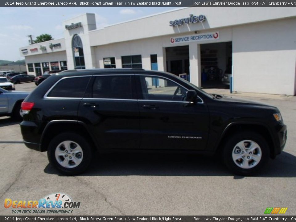 2014 Jeep Grand Cherokee Laredo 4x4 Black Forest Green Pearl / New Zealand Black/Light Frost Photo #5