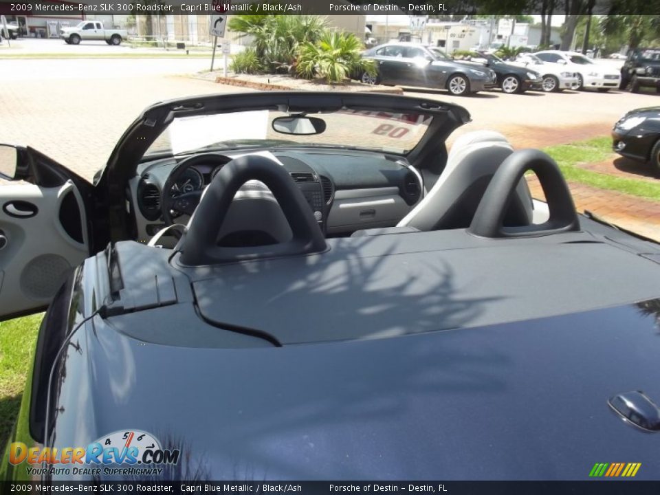 2009 Mercedes-Benz SLK 300 Roadster Capri Blue Metallic / Black/Ash Photo #17