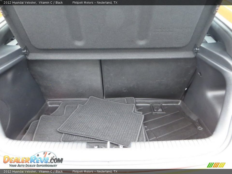 2012 Hyundai Veloster  Trunk Photo #28
