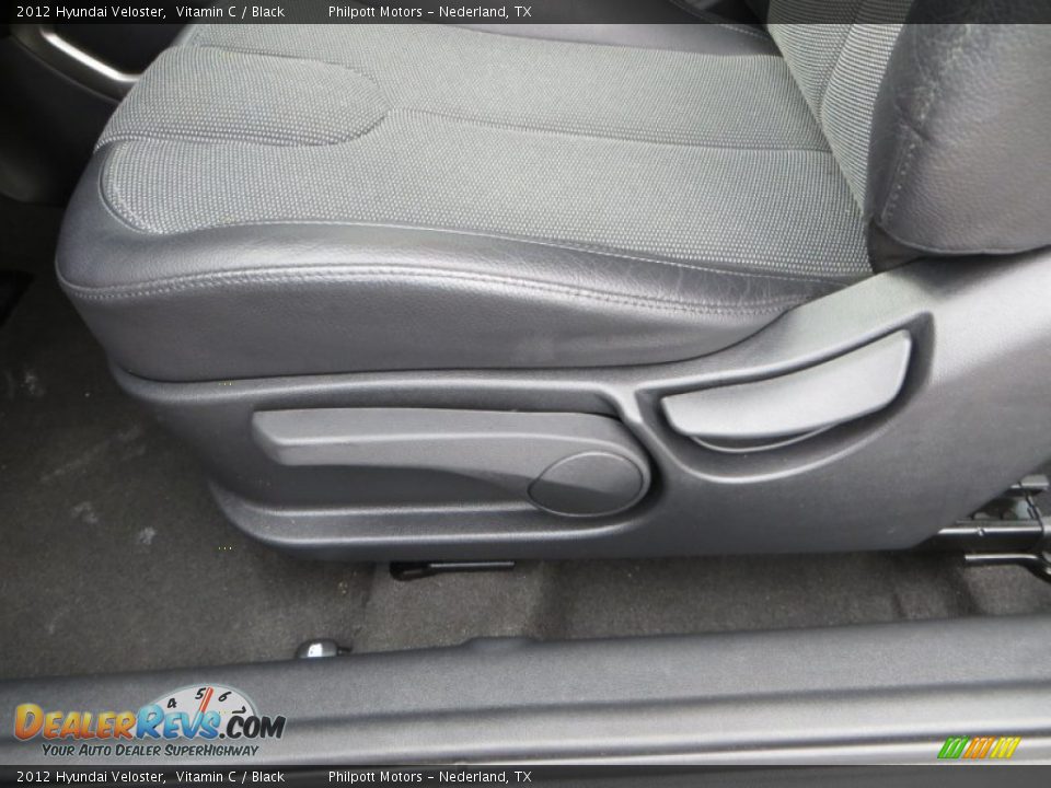 2012 Hyundai Veloster Vitamin C / Black Photo #32
