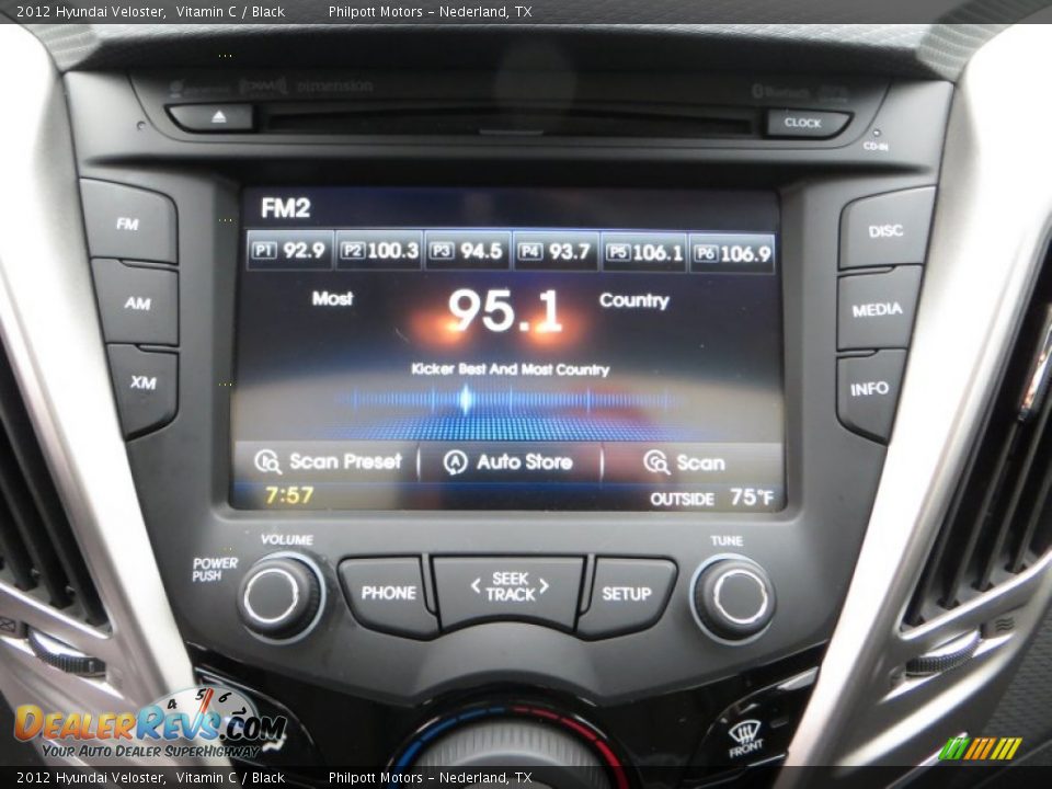 Controls of 2012 Hyundai Veloster  Photo #36