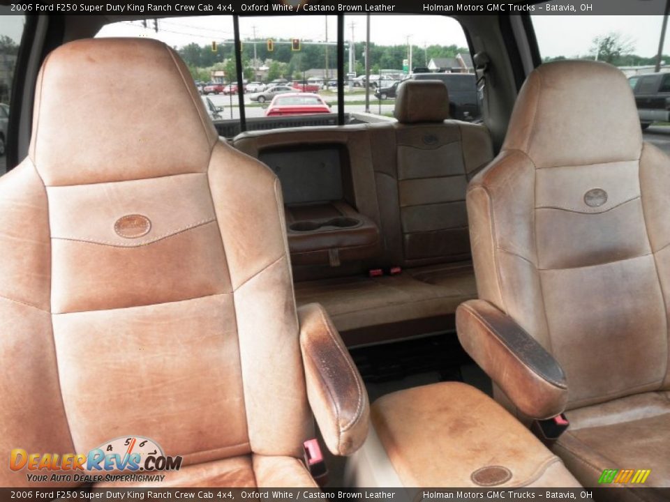 Front Seat of 2006 Ford F250 Super Duty King Ranch Crew Cab 4x4 Photo #31