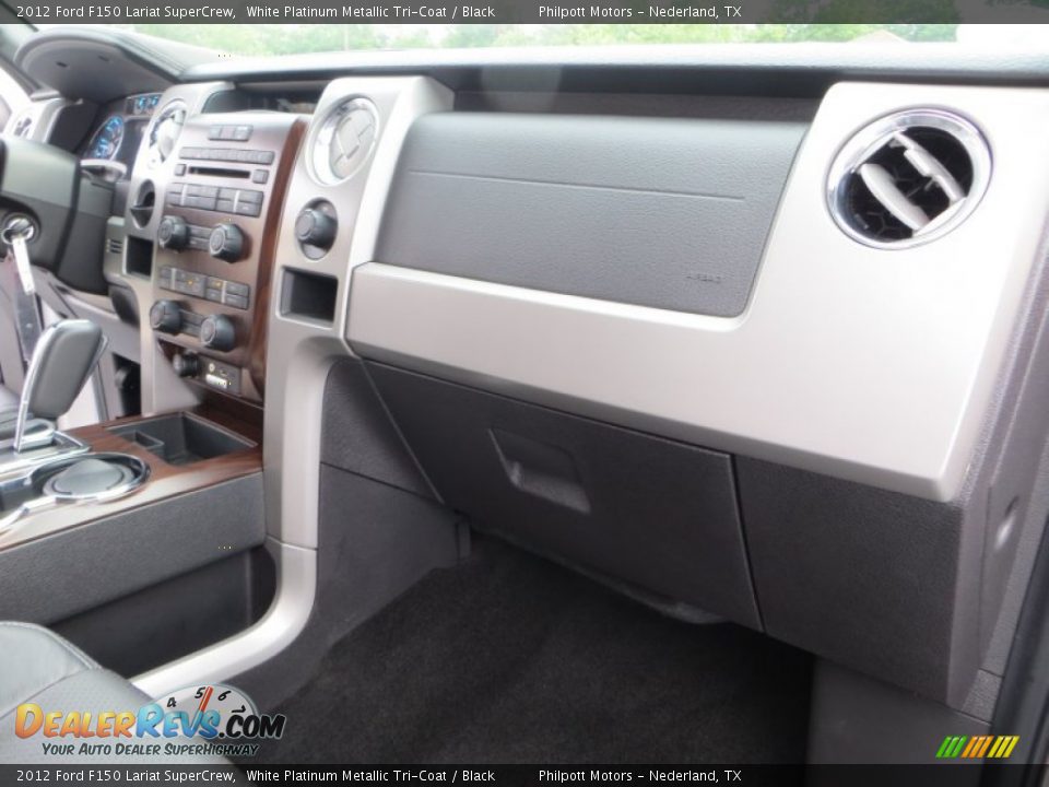 2012 Ford F150 Lariat SuperCrew White Platinum Metallic Tri-Coat / Black Photo #23