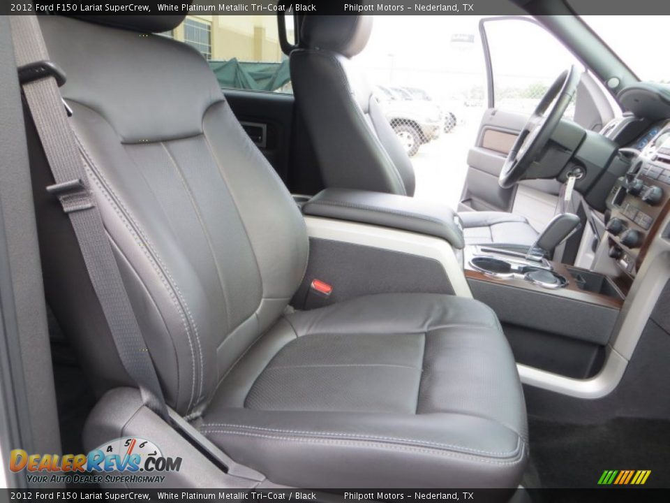 2012 Ford F150 Lariat SuperCrew White Platinum Metallic Tri-Coat / Black Photo #24