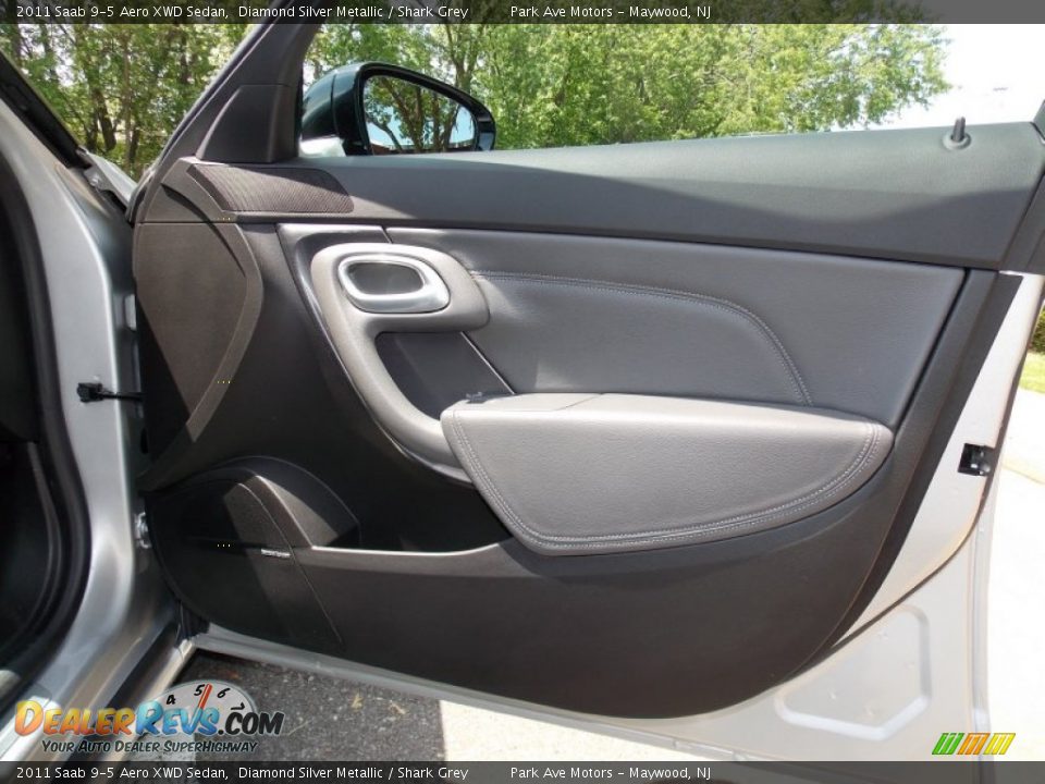Door Panel of 2011 Saab 9-5 Aero XWD Sedan Photo #17
