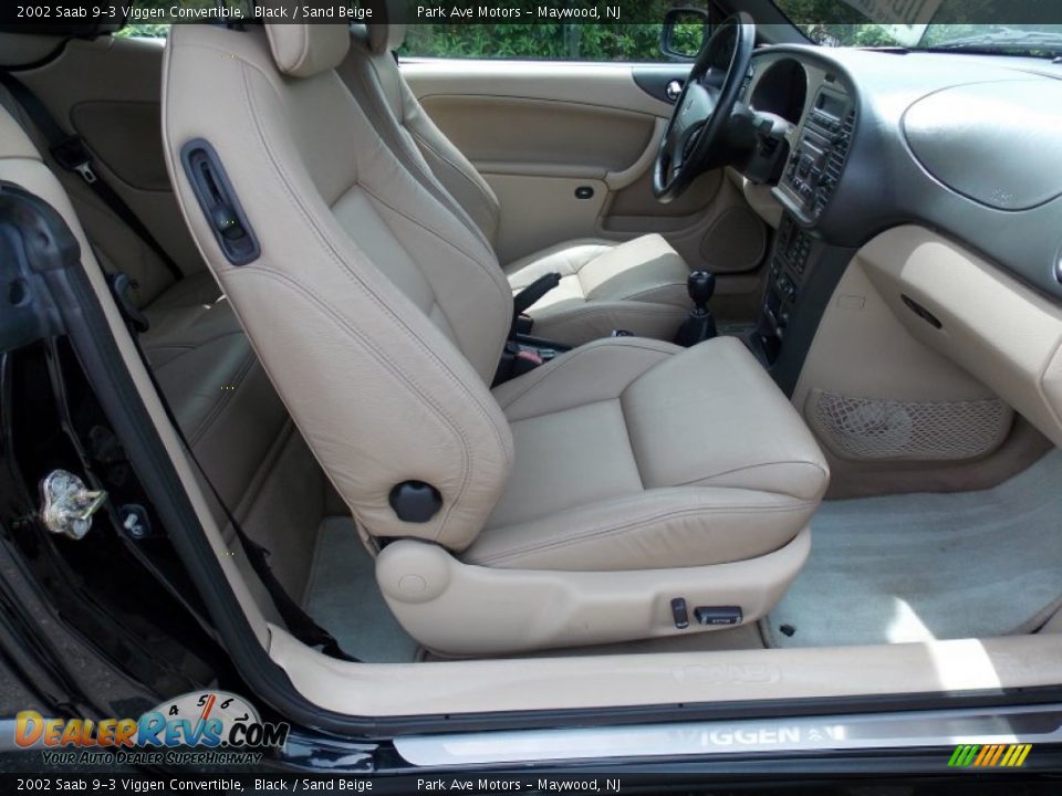 Front Seat of 2002 Saab 9-3 Viggen Convertible Photo #19