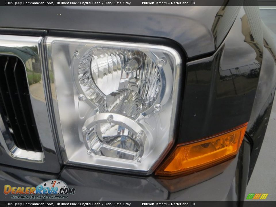 2009 Jeep Commander Sport Brilliant Black Crystal Pearl / Dark Slate Gray Photo #10
