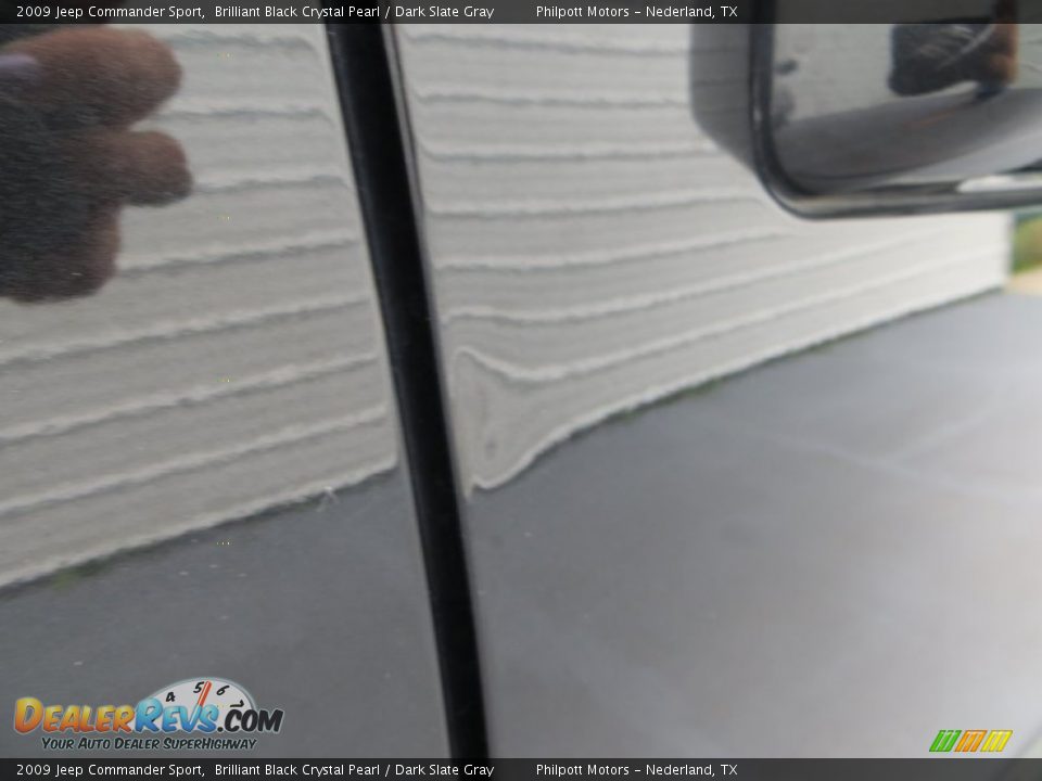 2009 Jeep Commander Sport Brilliant Black Crystal Pearl / Dark Slate Gray Photo #18