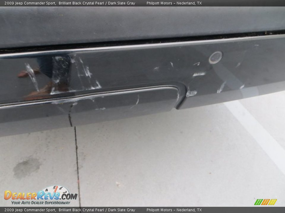 2009 Jeep Commander Sport Brilliant Black Crystal Pearl / Dark Slate Gray Photo #21