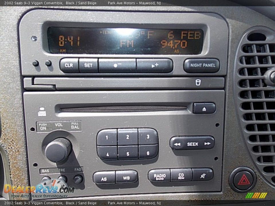 Controls of 2002 Saab 9-3 Viggen Convertible Photo #29