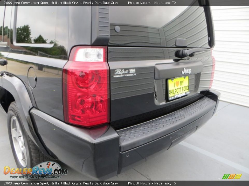 2009 Jeep Commander Sport Brilliant Black Crystal Pearl / Dark Slate Gray Photo #23