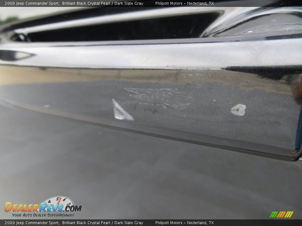 2009 Jeep Commander Sport Brilliant Black Crystal Pearl / Dark Slate Gray Photo #24