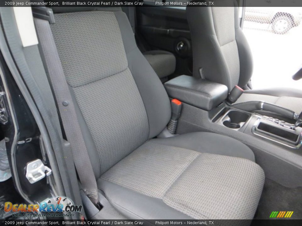 2009 Jeep Commander Sport Brilliant Black Crystal Pearl / Dark Slate Gray Photo #28