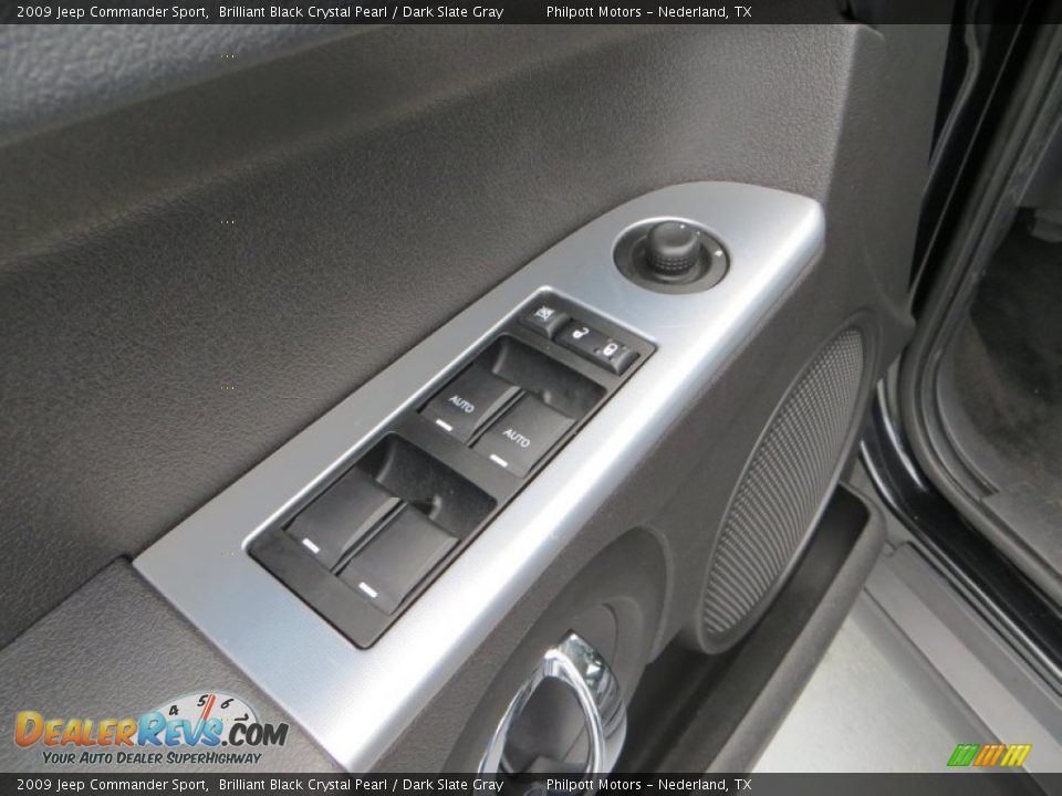 2009 Jeep Commander Sport Brilliant Black Crystal Pearl / Dark Slate Gray Photo #35