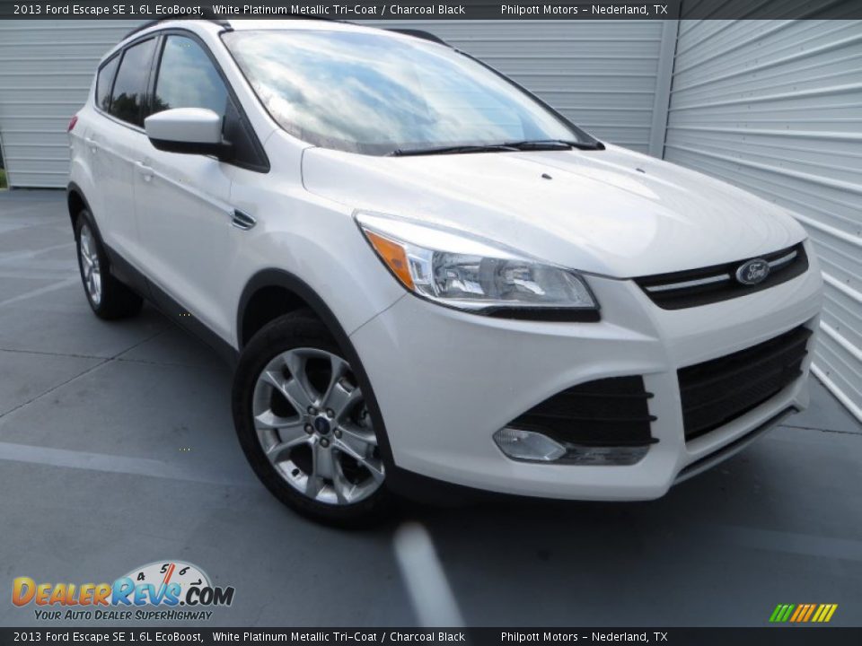 2013 Ford Escape SE 1.6L EcoBoost White Platinum Metallic Tri-Coat / Charcoal Black Photo #2