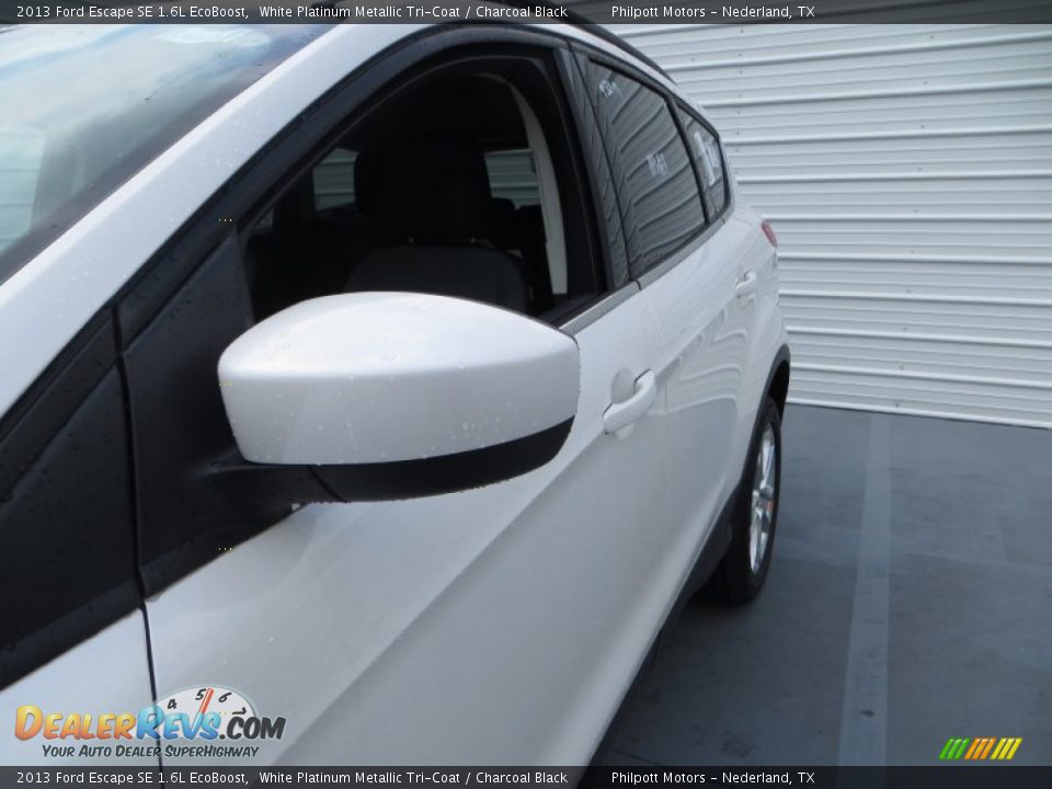 2013 Ford Escape SE 1.6L EcoBoost White Platinum Metallic Tri-Coat / Charcoal Black Photo #14