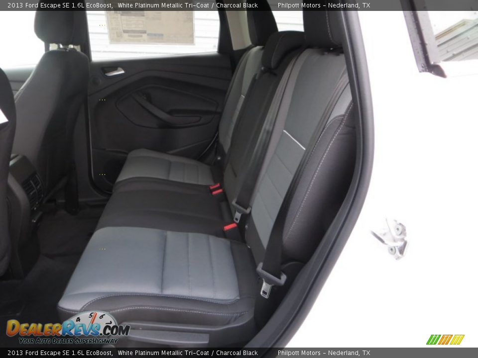 2013 Ford Escape SE 1.6L EcoBoost White Platinum Metallic Tri-Coat / Charcoal Black Photo #21