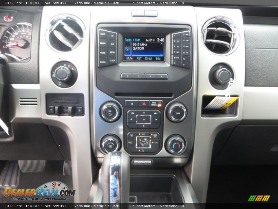 Controls of 2013 Ford F150 FX4 SuperCrew 4x4 Photo #29