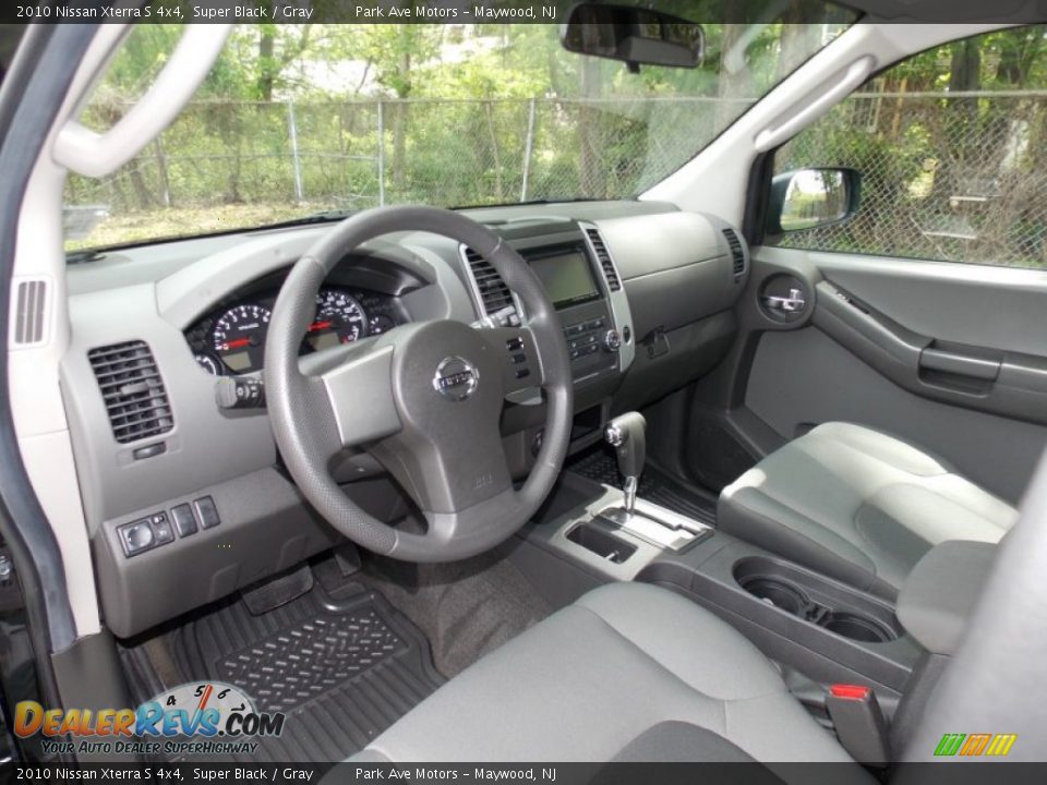 2010 Nissan Xterra S 4x4 Super Black / Gray Photo #12