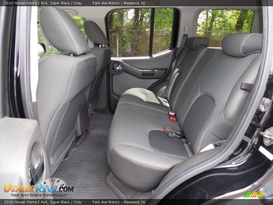 2010 Nissan Xterra S 4x4 Super Black / Gray Photo #15