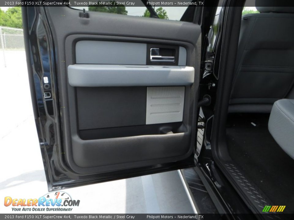2013 Ford F150 XLT SuperCrew 4x4 Tuxedo Black Metallic / Steel Gray Photo #22