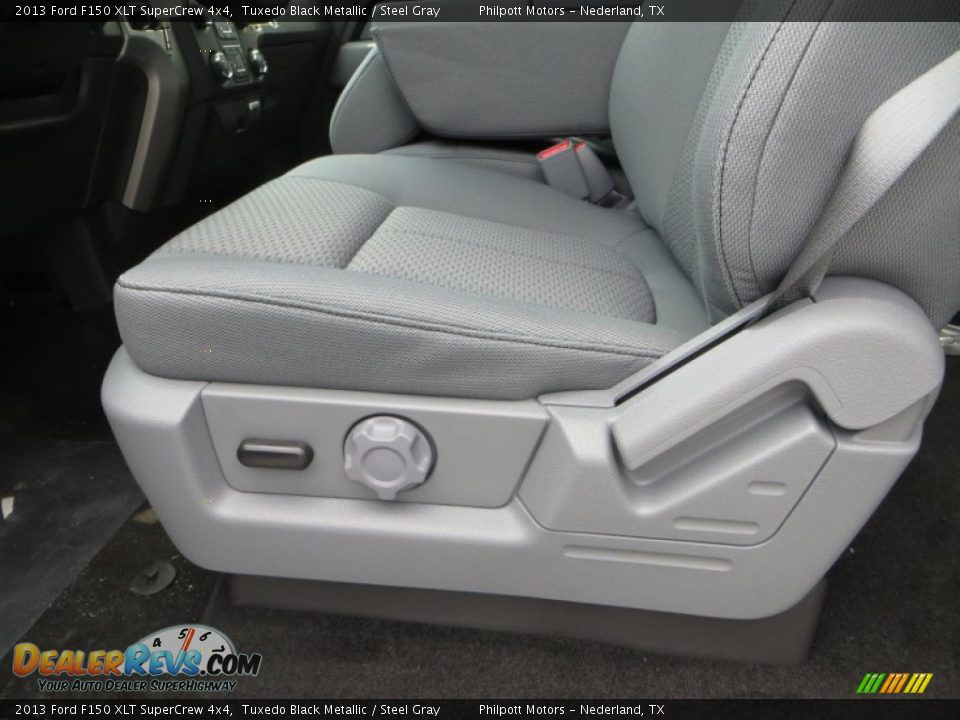 2013 Ford F150 XLT SuperCrew 4x4 Tuxedo Black Metallic / Steel Gray Photo #26