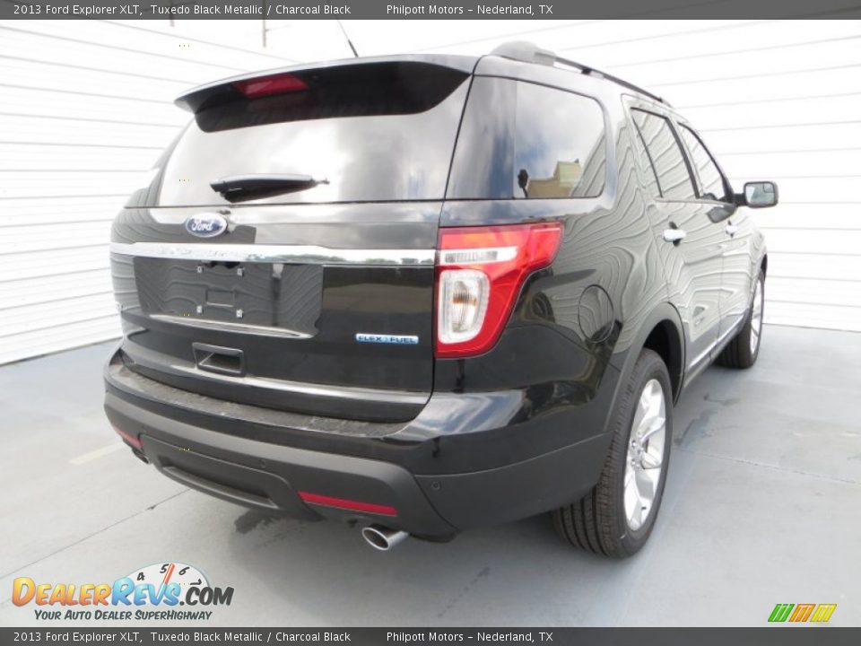 2013 Ford Explorer XLT Tuxedo Black Metallic / Charcoal Black Photo #4