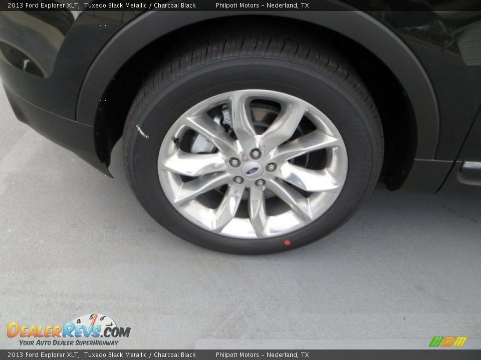 2013 Ford Explorer XLT Tuxedo Black Metallic / Charcoal Black Photo #13