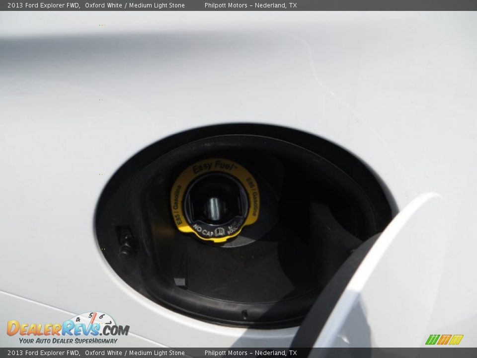 2013 Ford Explorer FWD Oxford White / Medium Light Stone Photo #14