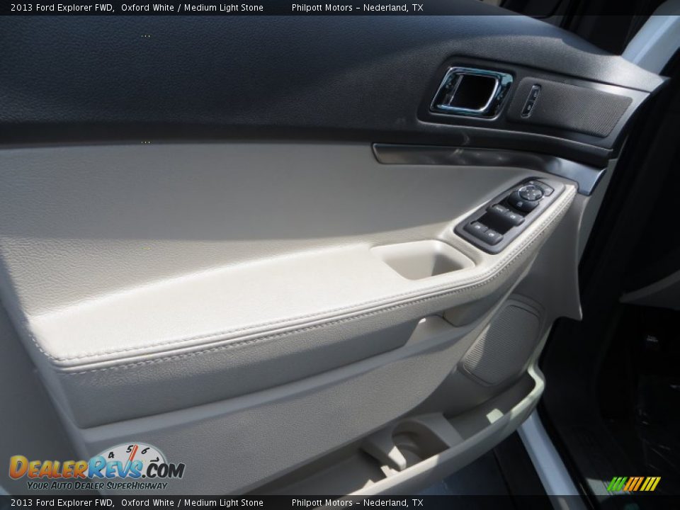 2013 Ford Explorer FWD Oxford White / Medium Light Stone Photo #20