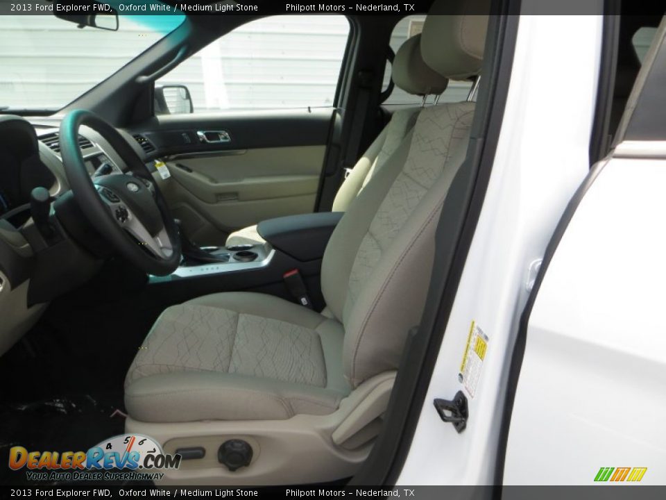2013 Ford Explorer FWD Oxford White / Medium Light Stone Photo #21