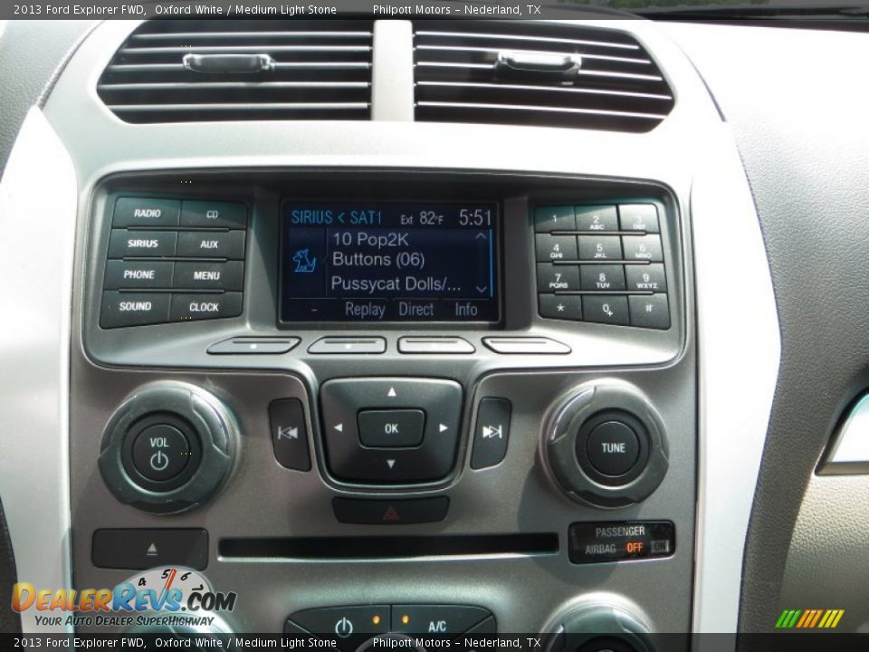 2013 Ford Explorer FWD Oxford White / Medium Light Stone Photo #25
