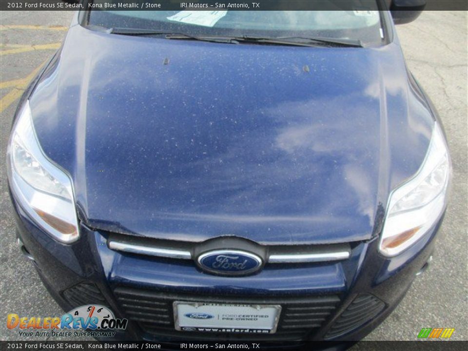 2012 Ford Focus SE Sedan Kona Blue Metallic / Stone Photo #2