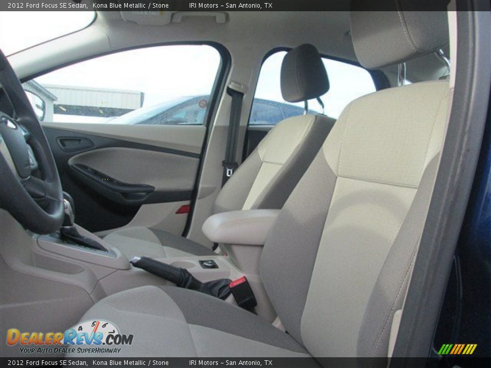 2012 Ford Focus SE Sedan Kona Blue Metallic / Stone Photo #9
