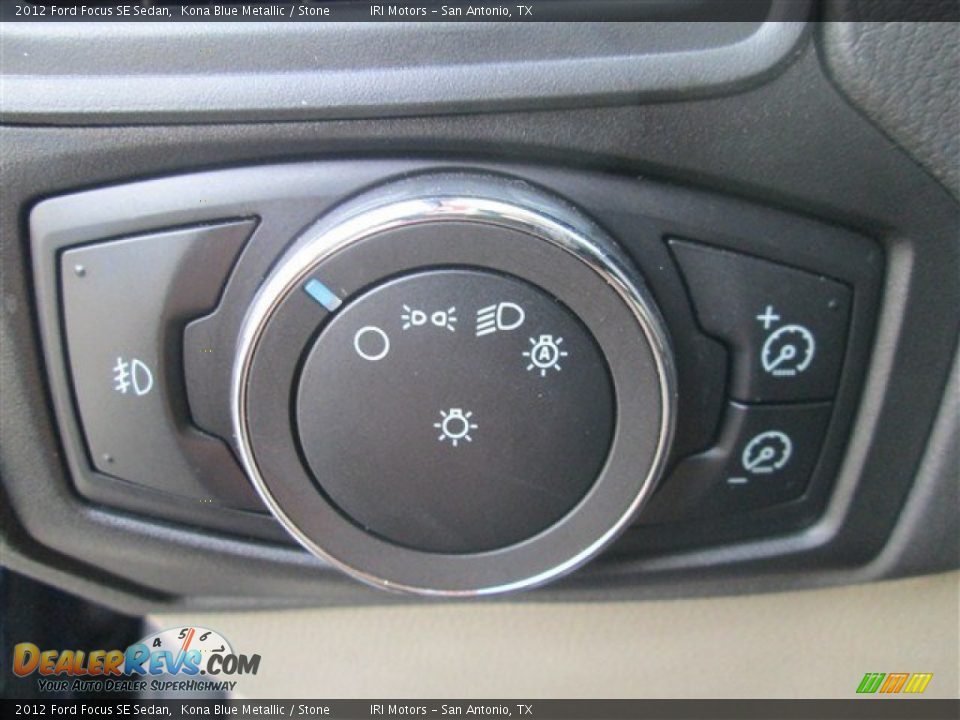 2012 Ford Focus SE Sedan Kona Blue Metallic / Stone Photo #15