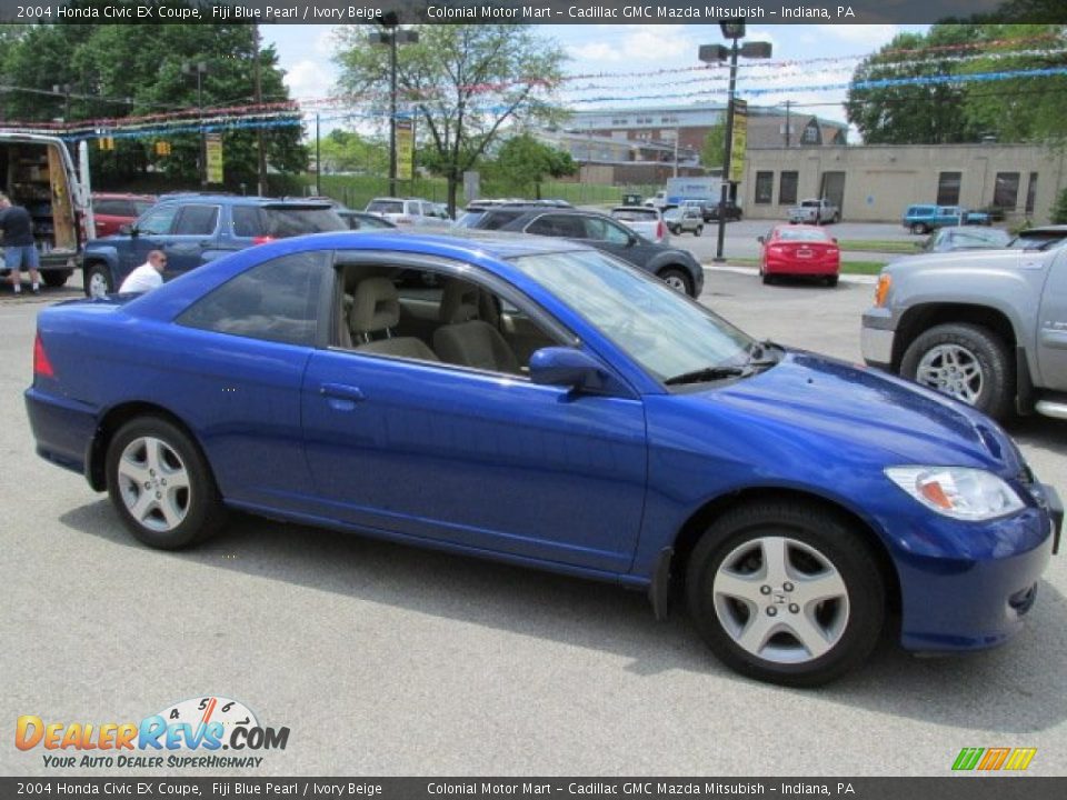 Front 3/4 View of 2004 Honda Civic EX Coupe Photo #6