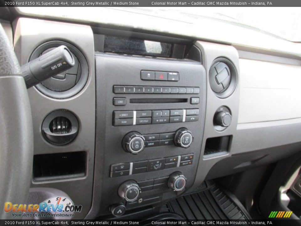 2010 Ford F150 XL SuperCab 4x4 Sterling Grey Metallic / Medium Stone Photo #17
