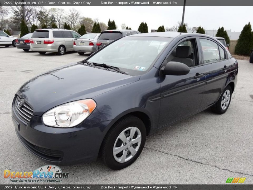 2009 Hyundai Accent GLS 4 Door Charcoal Gray / Gray Photo #2