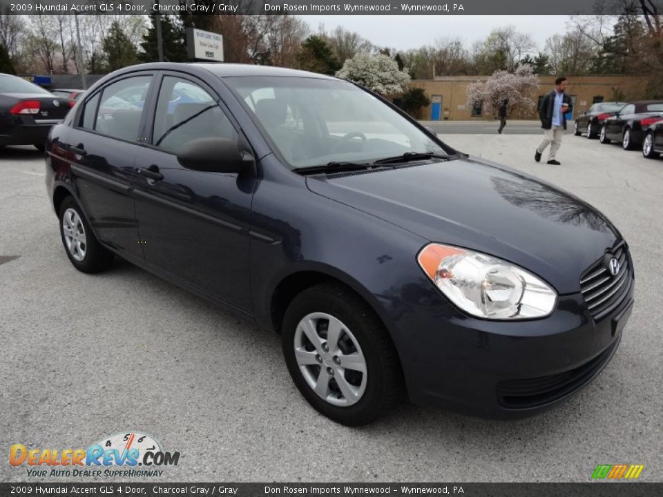 2009 Hyundai Accent GLS 4 Door Charcoal Gray / Gray Photo #4