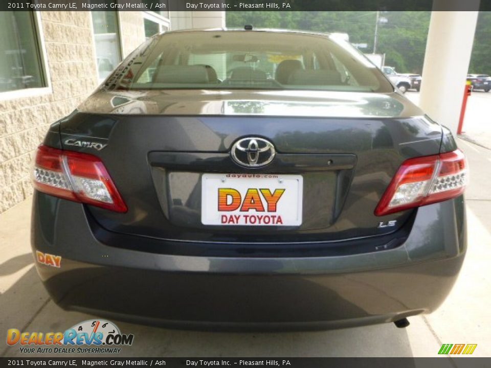 2011 Toyota Camry LE Magnetic Gray Metallic / Ash Photo #3