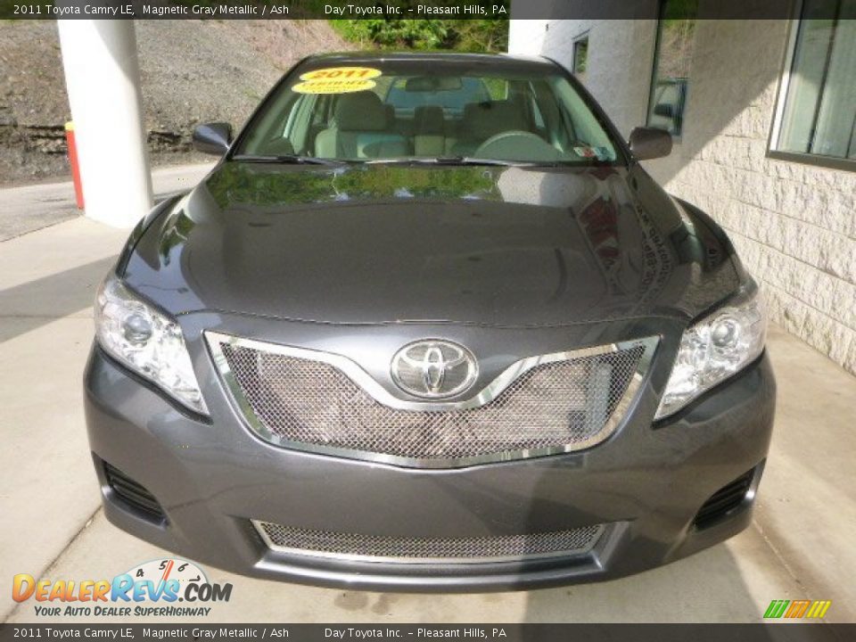 2011 Toyota Camry LE Magnetic Gray Metallic / Ash Photo #6