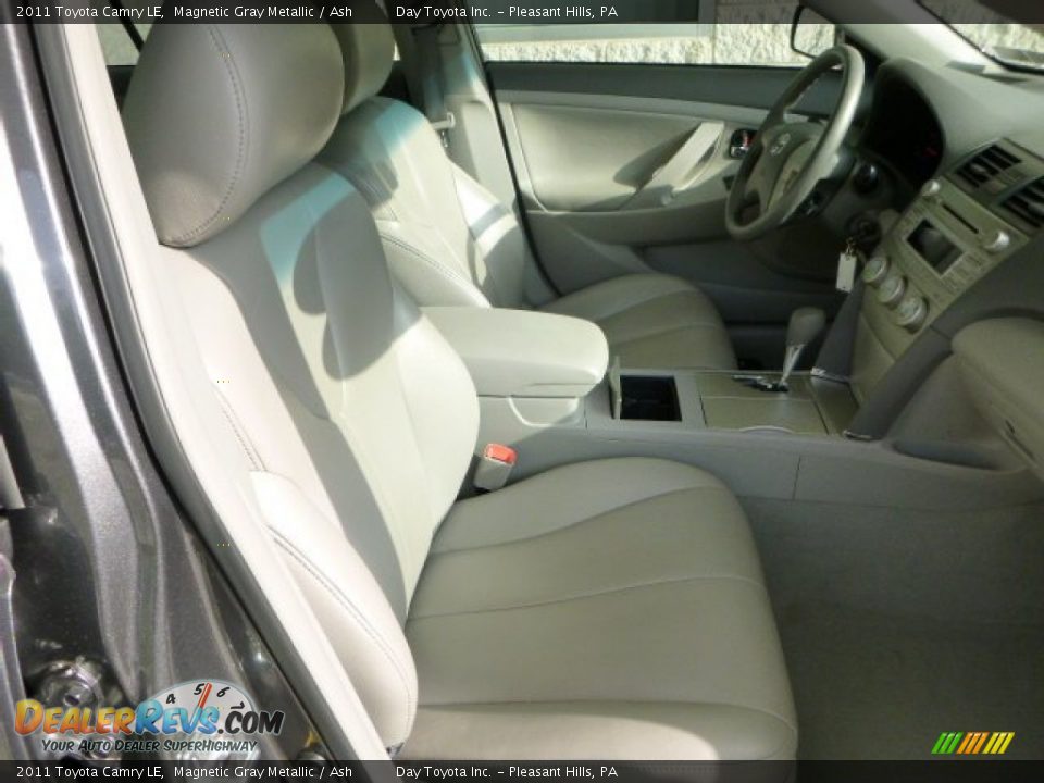 2011 Toyota Camry LE Magnetic Gray Metallic / Ash Photo #9