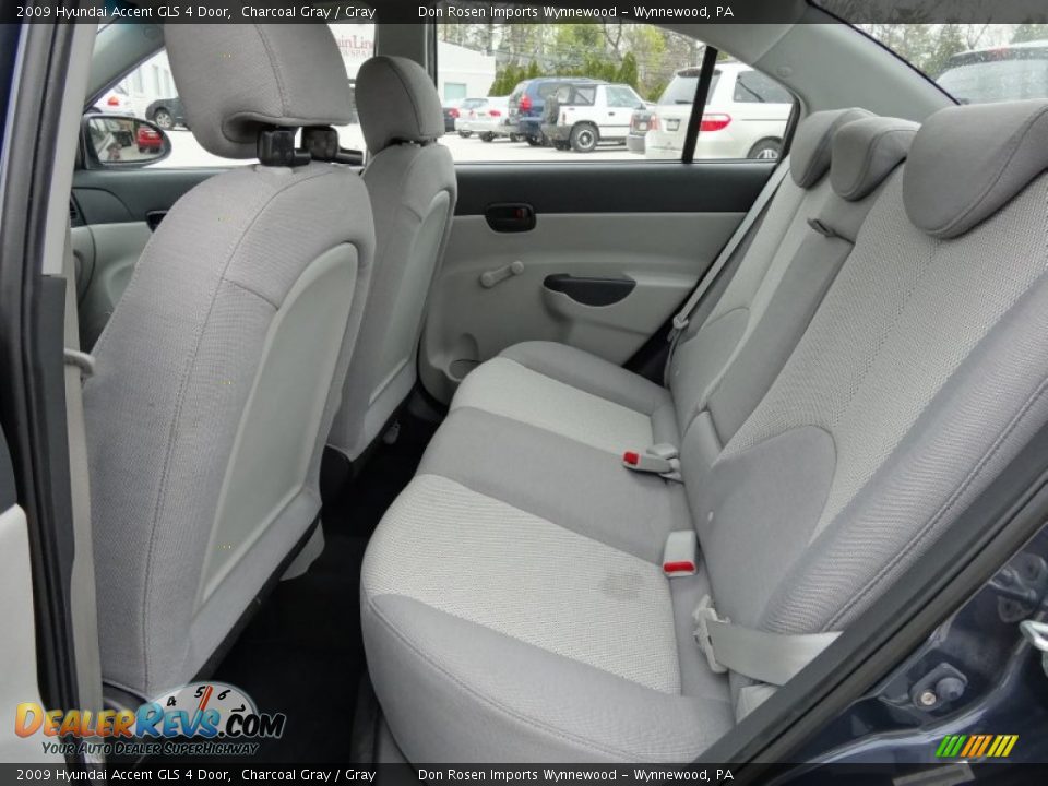 2009 Hyundai Accent GLS 4 Door Charcoal Gray / Gray Photo #23