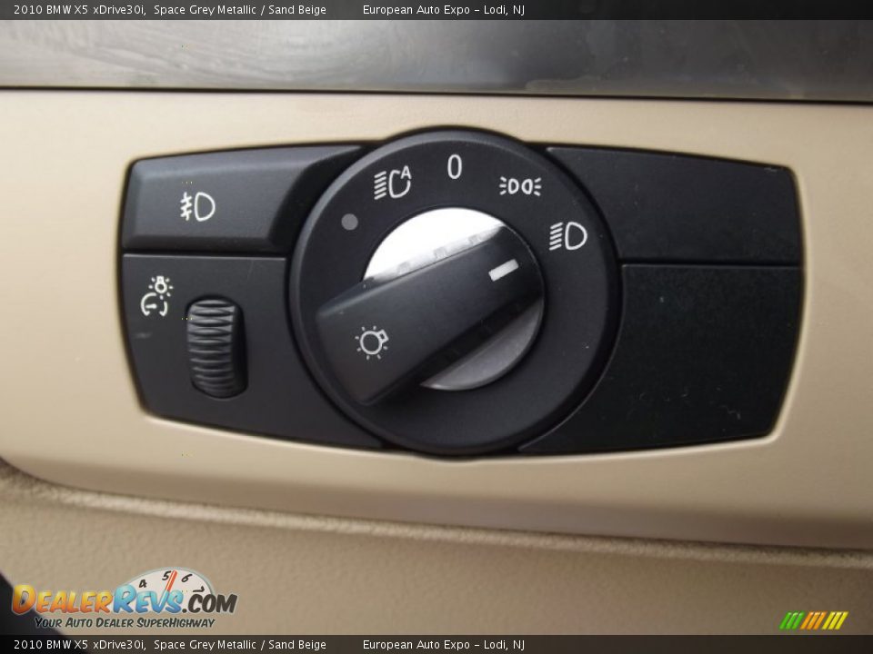 2010 BMW X5 xDrive30i Space Grey Metallic / Sand Beige Photo #19