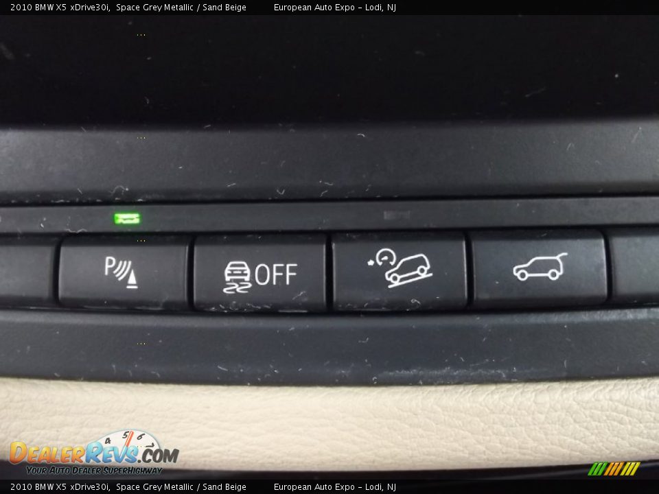 2010 BMW X5 xDrive30i Space Grey Metallic / Sand Beige Photo #21