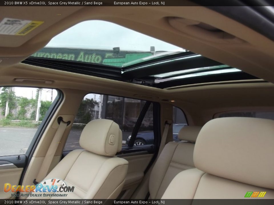 2010 BMW X5 xDrive30i Space Grey Metallic / Sand Beige Photo #31