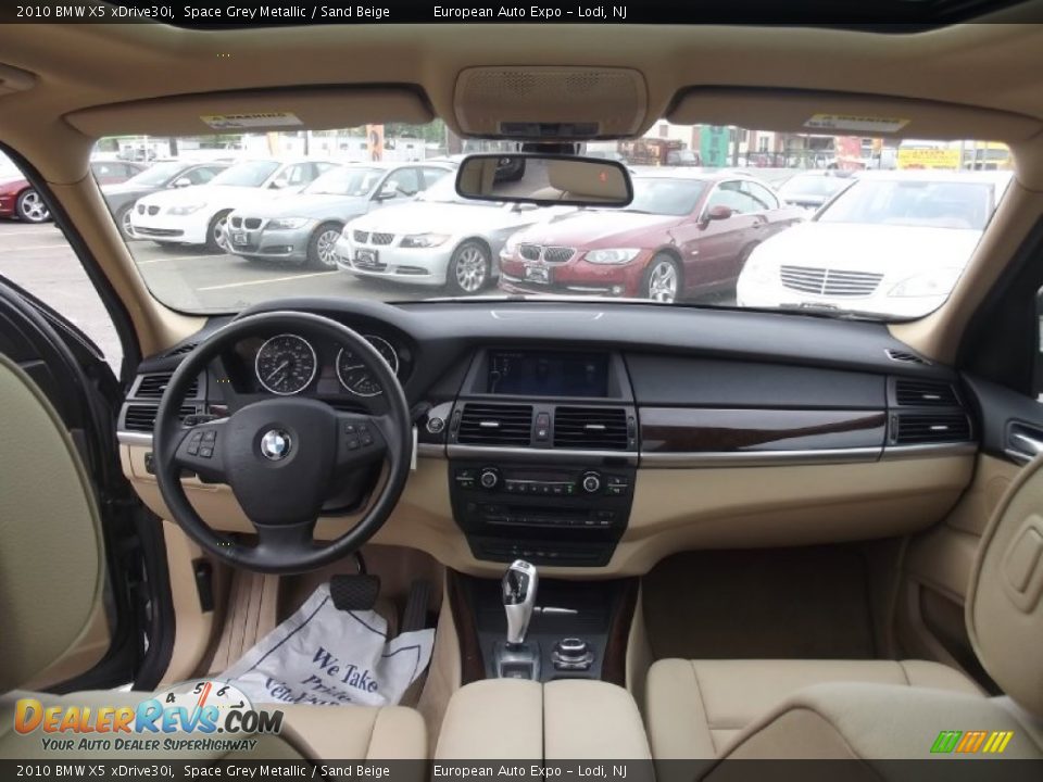 2010 BMW X5 xDrive30i Space Grey Metallic / Sand Beige Photo #32